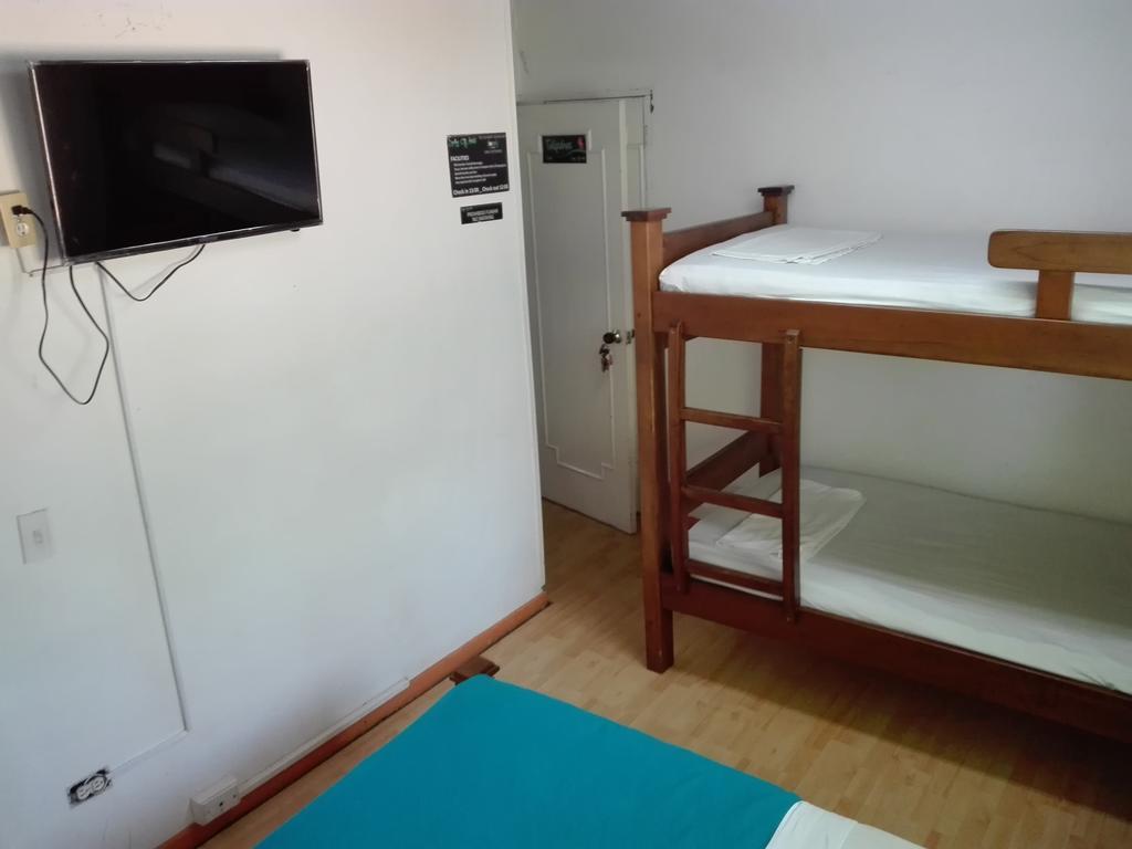 Spring City Hostel Medellín Buitenkant foto