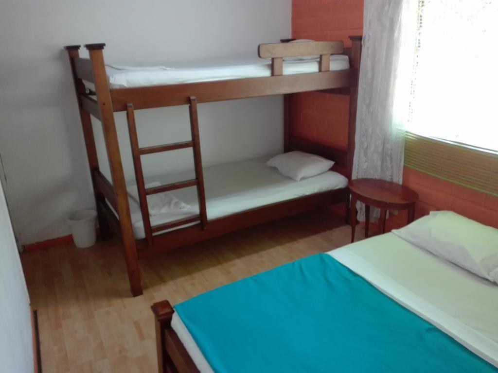 Spring City Hostel Medellín Buitenkant foto