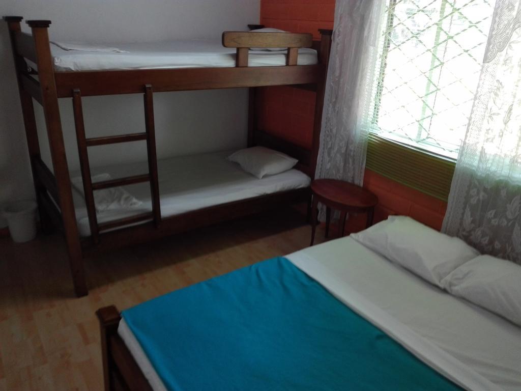 Spring City Hostel Medellín Buitenkant foto