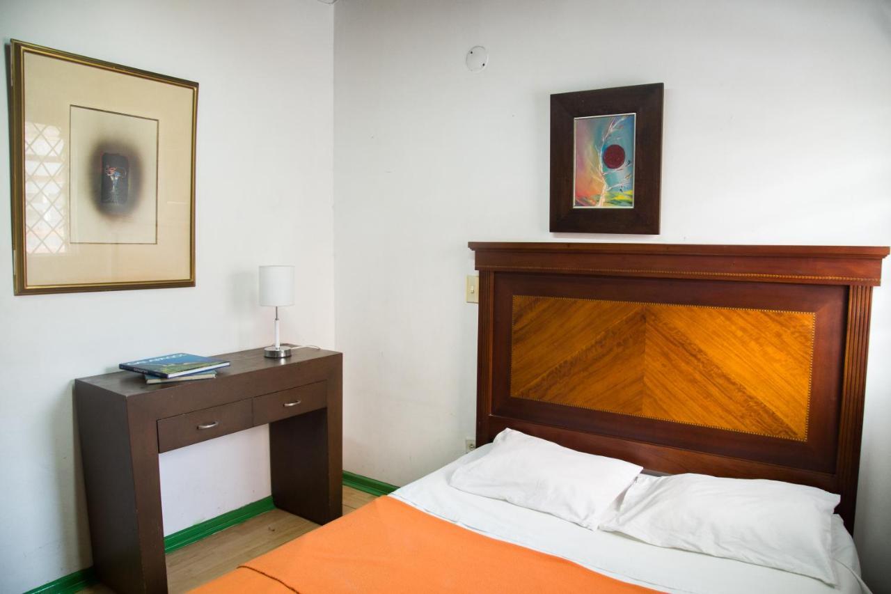 Spring City Hostel Medellín Buitenkant foto