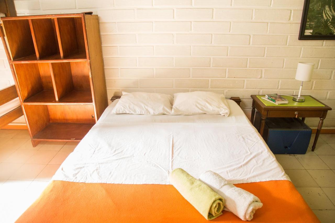 Spring City Hostel Medellín Buitenkant foto